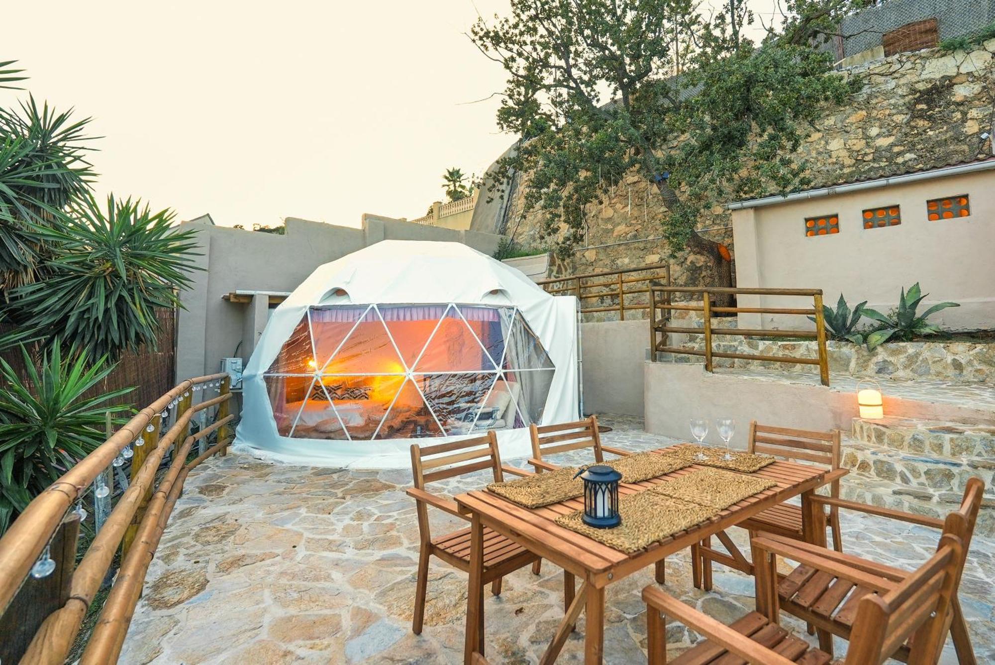 Aaa View Private Terrace Outdoor Heated Hot Tub Family Fun Villa Badalona Luaran gambar