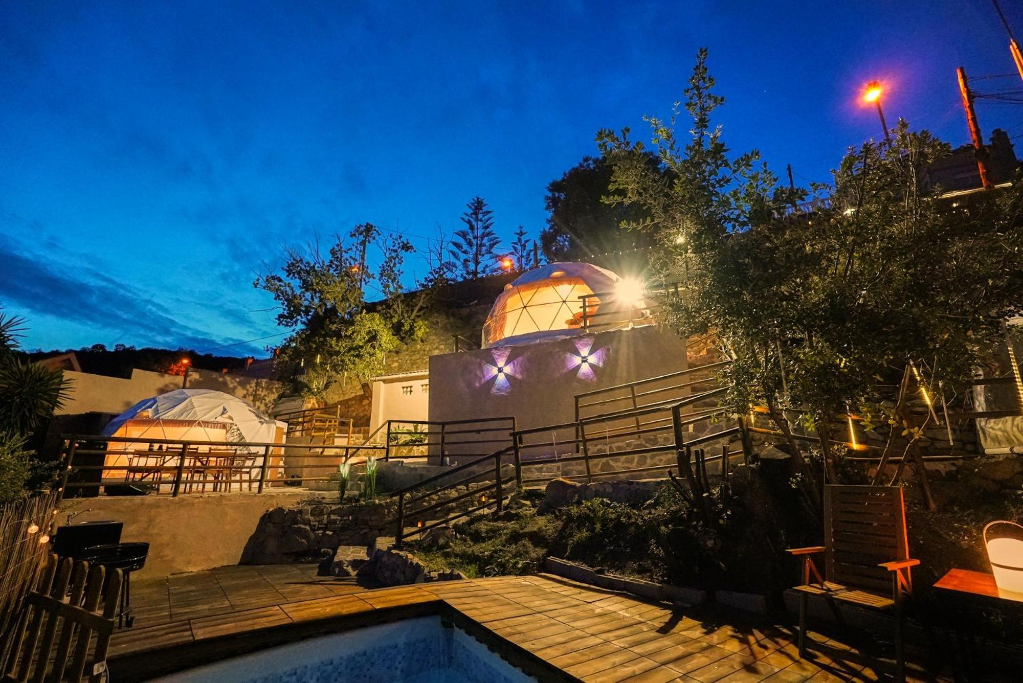 Aaa View Private Terrace Outdoor Heated Hot Tub Family Fun Villa Badalona Luaran gambar